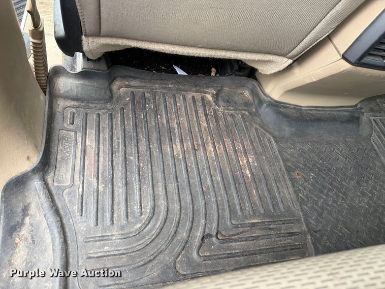 image for item FM7725 2017 Ford F150 Crew Cab pickup truck