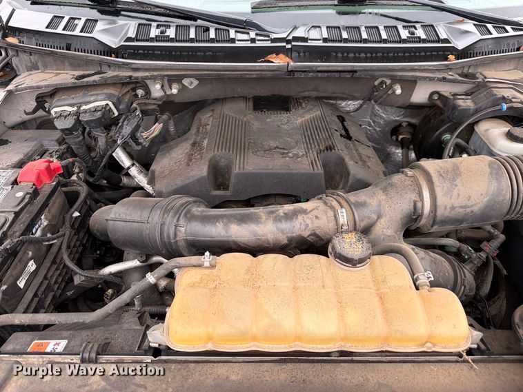 image for item FM7725 2017 Ford F150 Crew Cab pickup truck