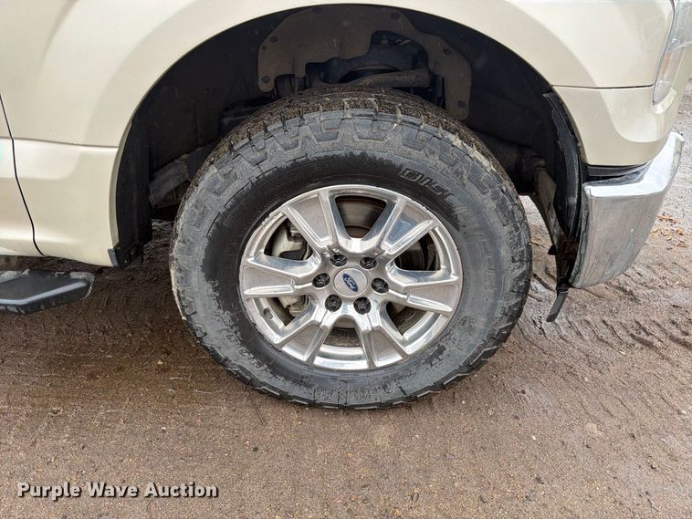 image for item FM7725 2017 Ford F150 Crew Cab pickup truck