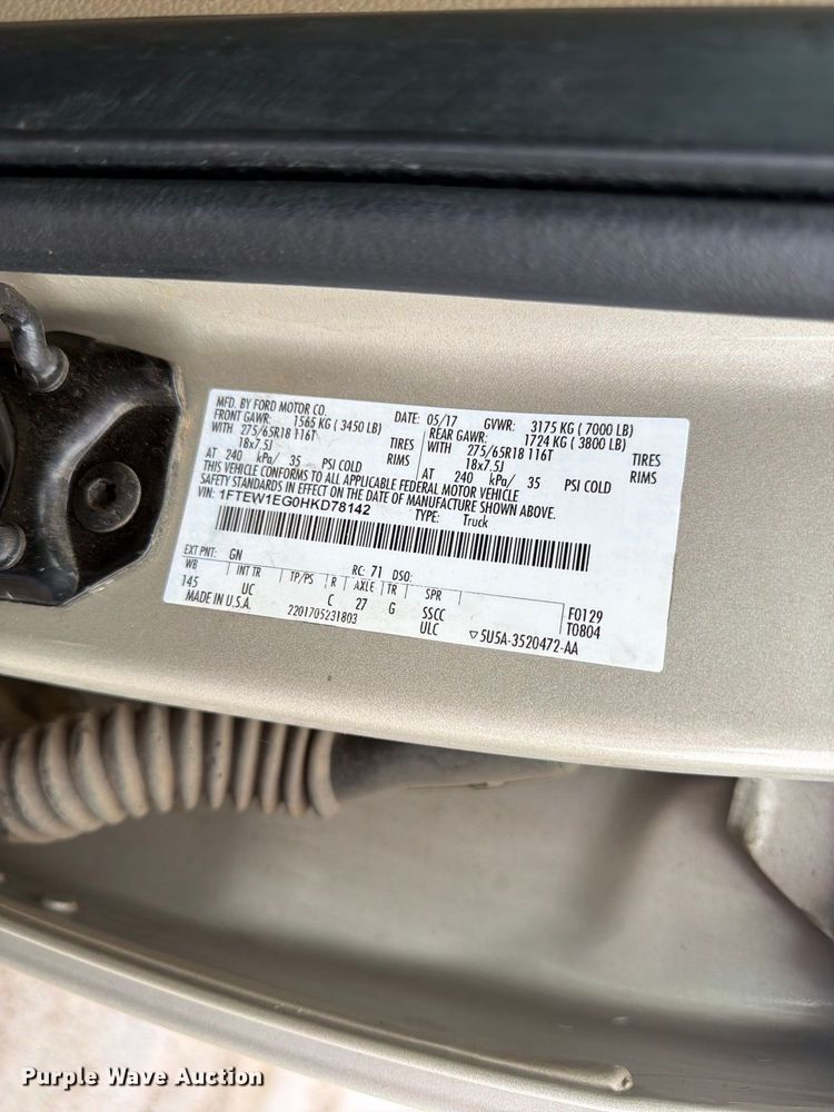 image for item FM7725 2017 Ford F150 Crew Cab pickup truck
