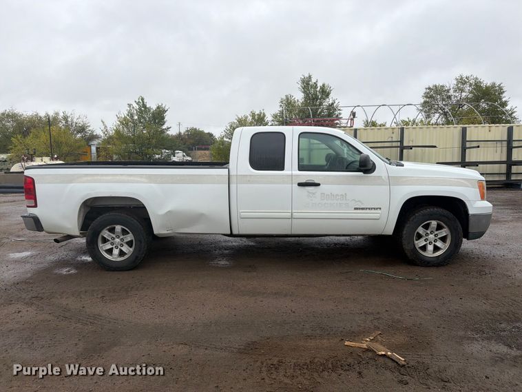 image for item FM7726 2012 GMC Sierra 1500 Ext. Cab pickup truck