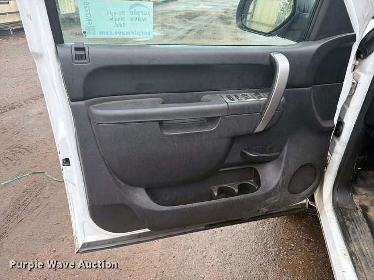 image for item FM7726 2012 GMC Sierra 1500 Ext. Cab pickup truck