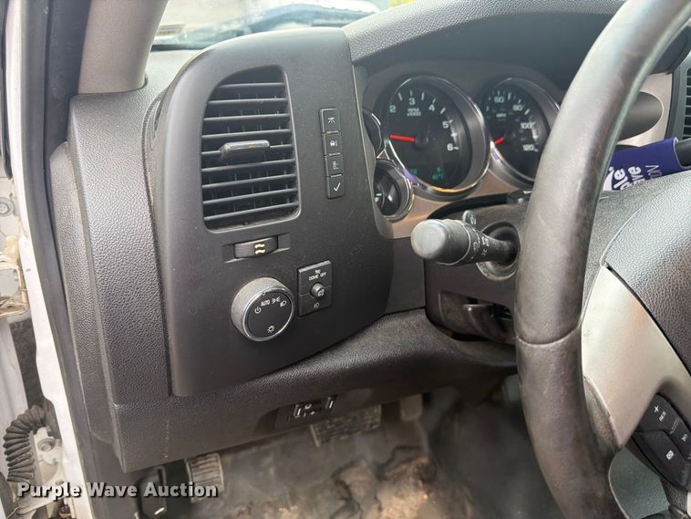 image for item FM7726 2012 GMC Sierra 1500 Ext. Cab pickup truck