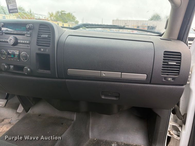 image for item FM7726 2012 GMC Sierra 1500 Ext. Cab pickup truck