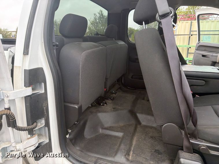 image for item FM7726 2012 GMC Sierra 1500 Ext. Cab pickup truck