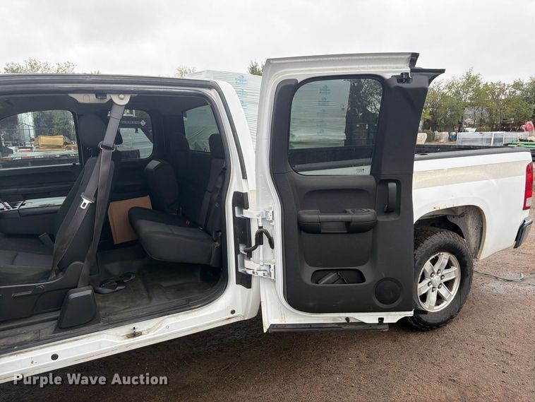 image for item FM7726 2012 GMC Sierra 1500 Ext. Cab pickup truck