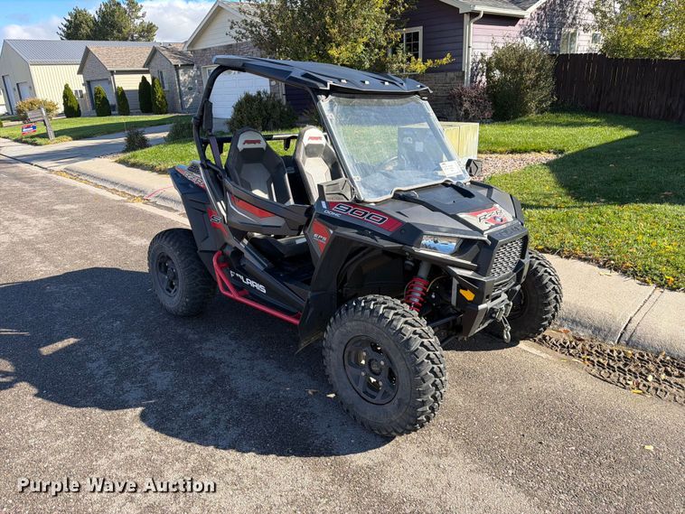 image for item FM7727 2015 Polaris RZR 900 utility vehicle