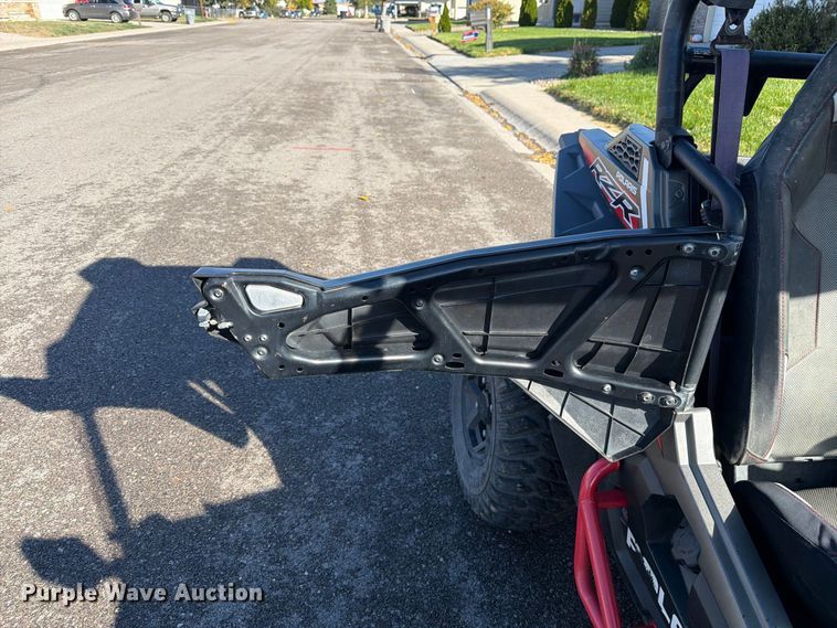 image for item FM7727 2015 Polaris RZR 900 utility vehicle
