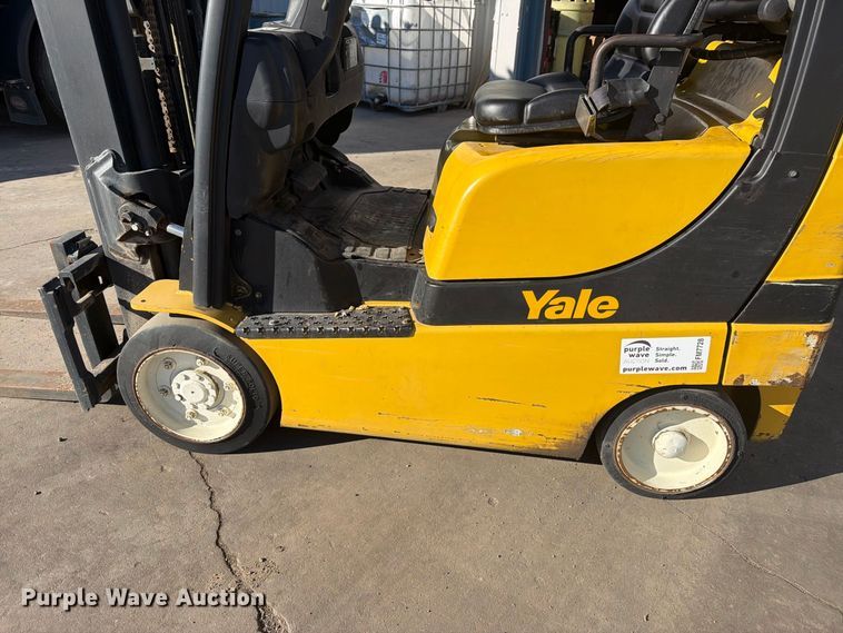 image for item FM7728 2008 Yale GLC035VXNURE088 forklift