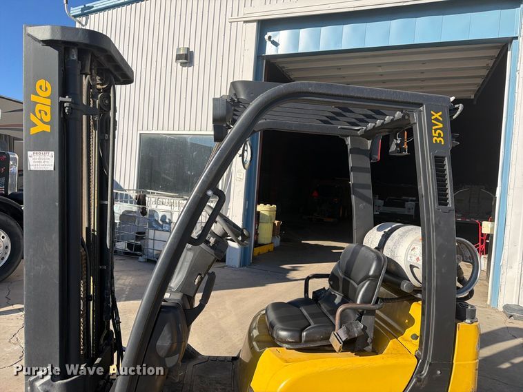 image for item FM7728 2008 Yale GLC035VXNURE088 forklift