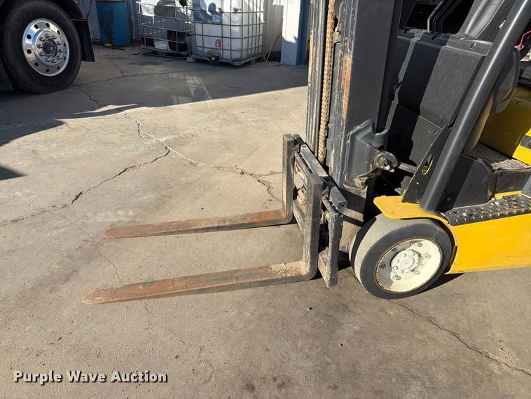 image for item FM7728 2008 Yale GLC035VXNURE088 forklift