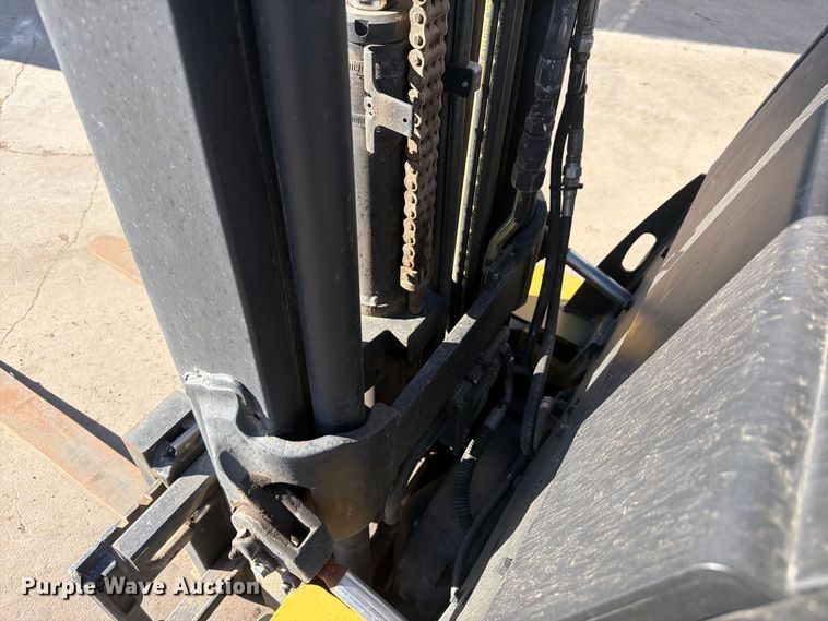 image for item FM7728 2008 Yale GLC035VXNURE088 forklift