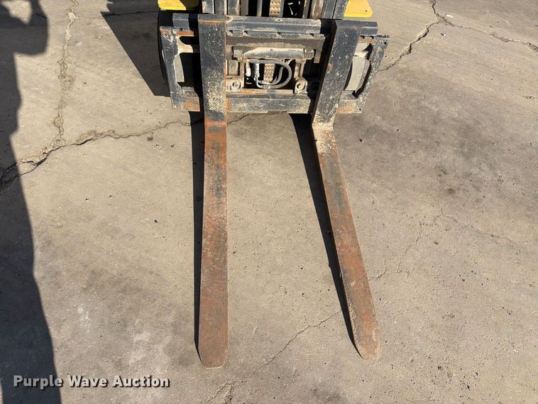 image for item FM7728 2008 Yale GLC035VXNURE088 forklift