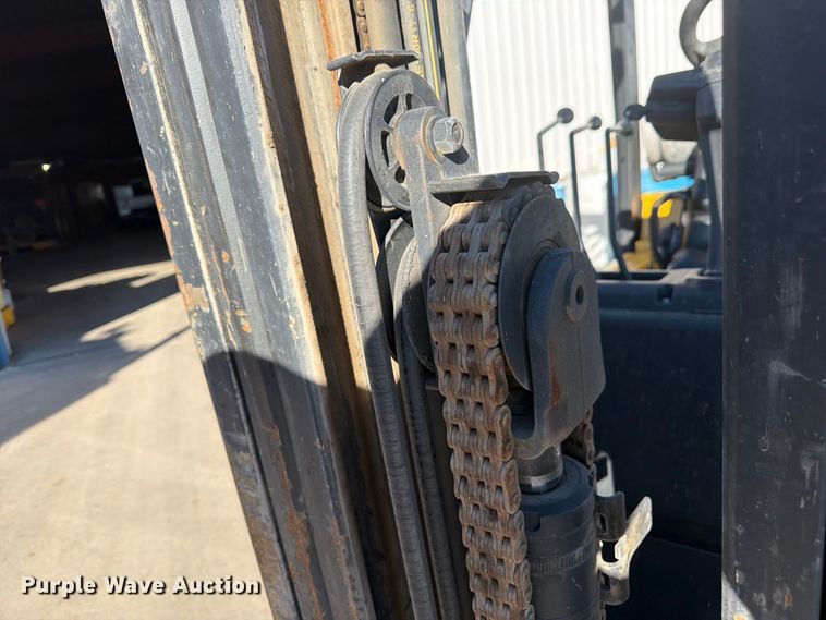 image for item FM7728 2008 Yale GLC035VXNURE088 forklift