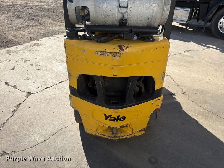 image for item FM7728 2008 Yale GLC035VXNURE088 forklift