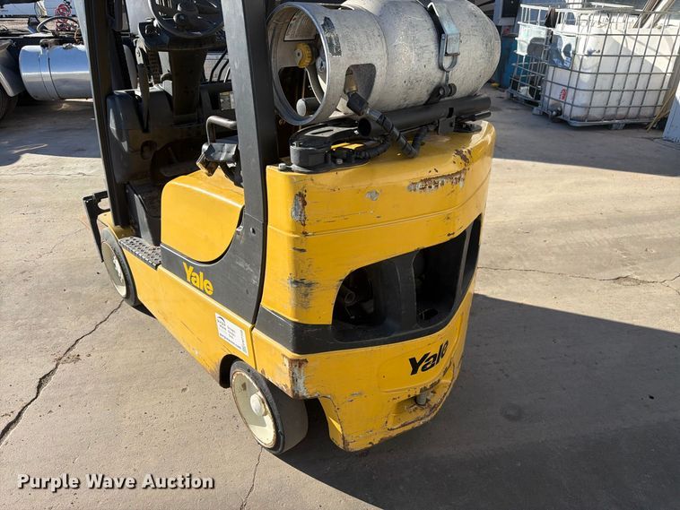 image for item FM7728 2008 Yale GLC035VXNURE088 forklift
