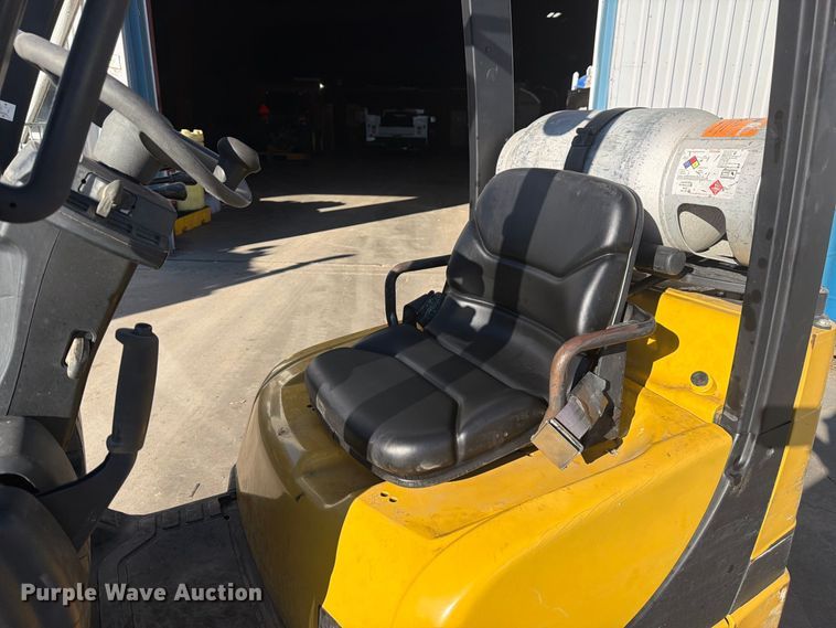image for item FM7728 2008 Yale GLC035VXNURE088 forklift