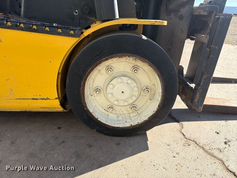 image for item FM7728 2008 Yale GLC035VXNURE088 forklift