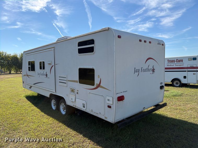 image for item FM8019 2006 Jayco Jay Feather camper