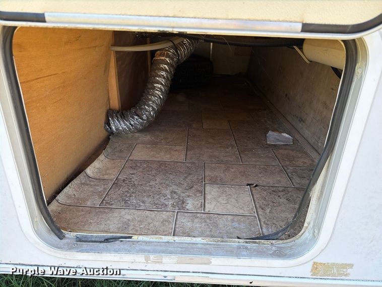 image for item FM8019 2006 Jayco Jay Feather camper