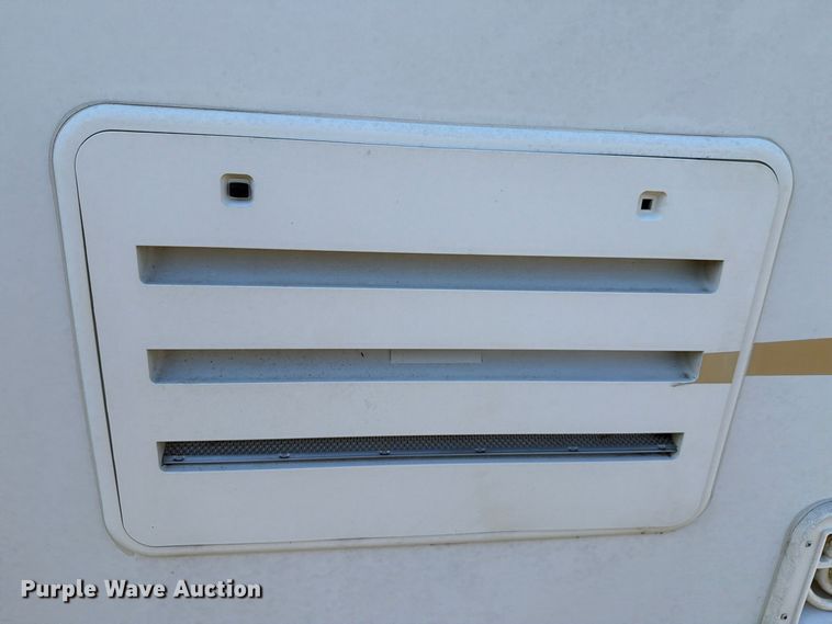 image for item FM8019 2006 Jayco Jay Feather camper