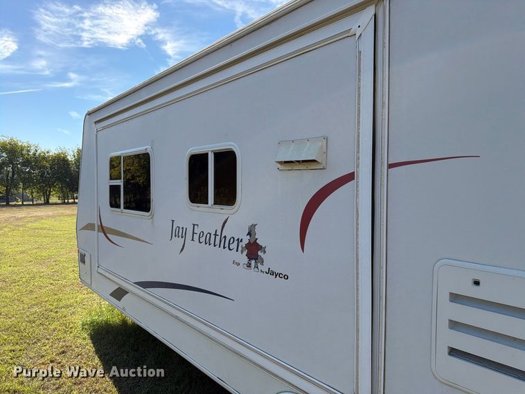 image for item FM8019 2006 Jayco Jay Feather camper