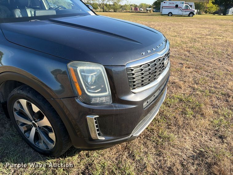 image for item FM8022 2021 KIA Telluride SUV