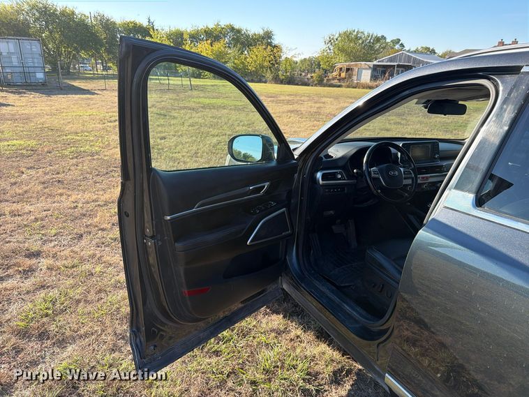 image for item FM8022 2021 KIA Telluride SUV