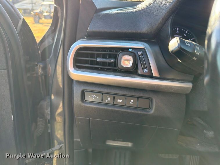image for item FM8022 2021 KIA Telluride SUV
