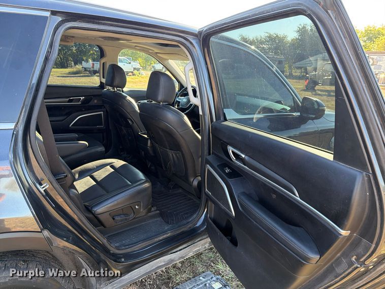 image for item FM8022 2021 KIA Telluride SUV