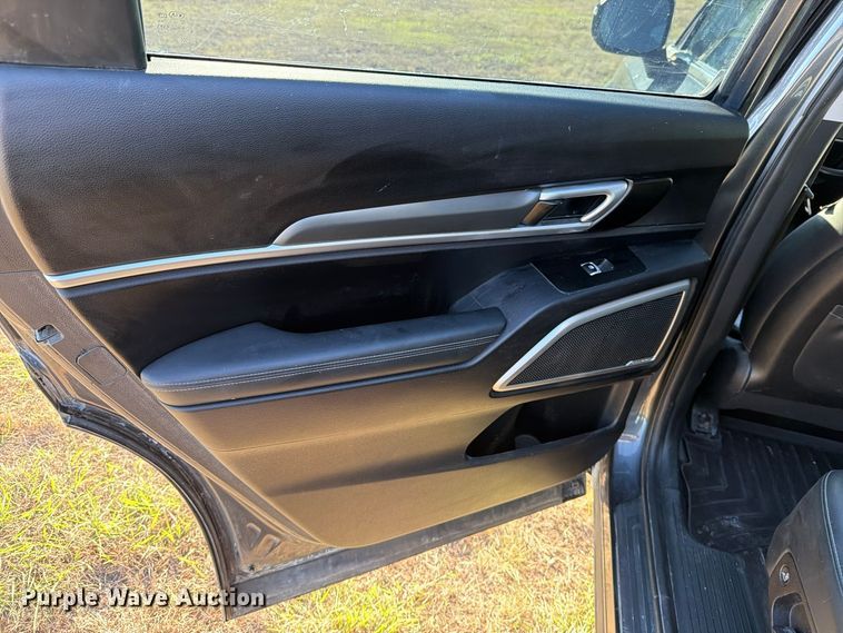 image for item FM8022 2021 KIA Telluride SUV