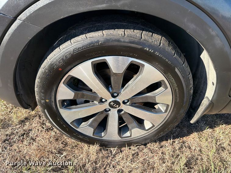 image for item FM8022 2021 KIA Telluride SUV