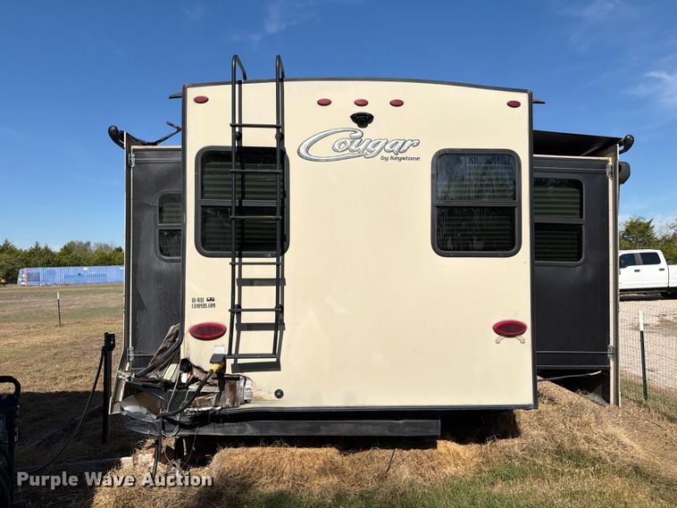image for item FM8025 2018 Keystone Cougar camper