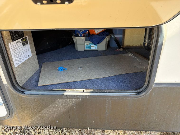 image for item FM8025 2018 Keystone Cougar camper