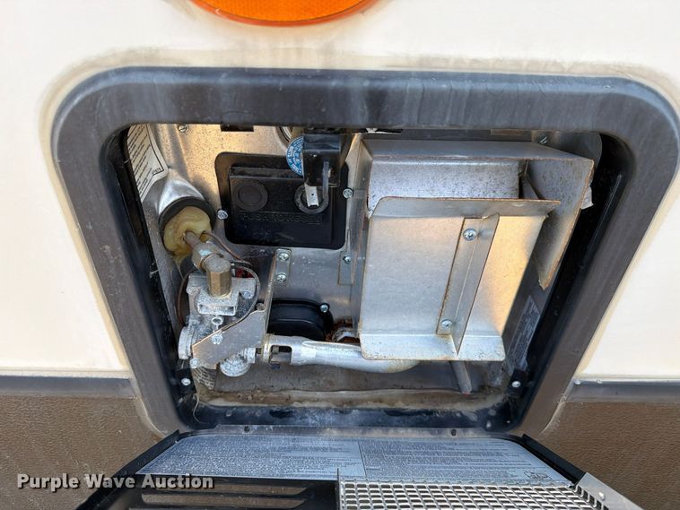 image for item FM8025 2018 Keystone Cougar camper