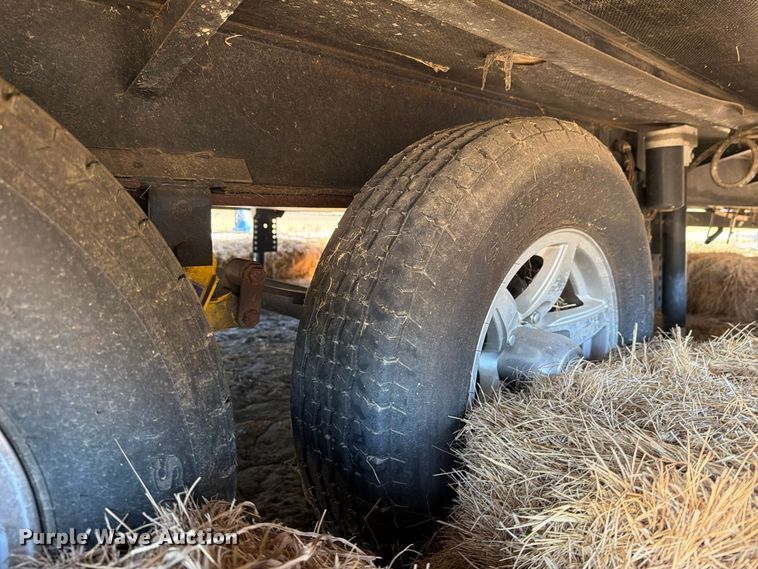 image for item FM8025 2018 Keystone Cougar camper