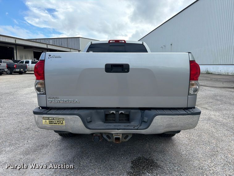 image for item FN2068 2008 Toyota Tundra pickup truck