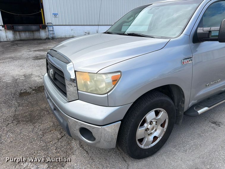 image for item FN2068 2008 Toyota Tundra pickup truck