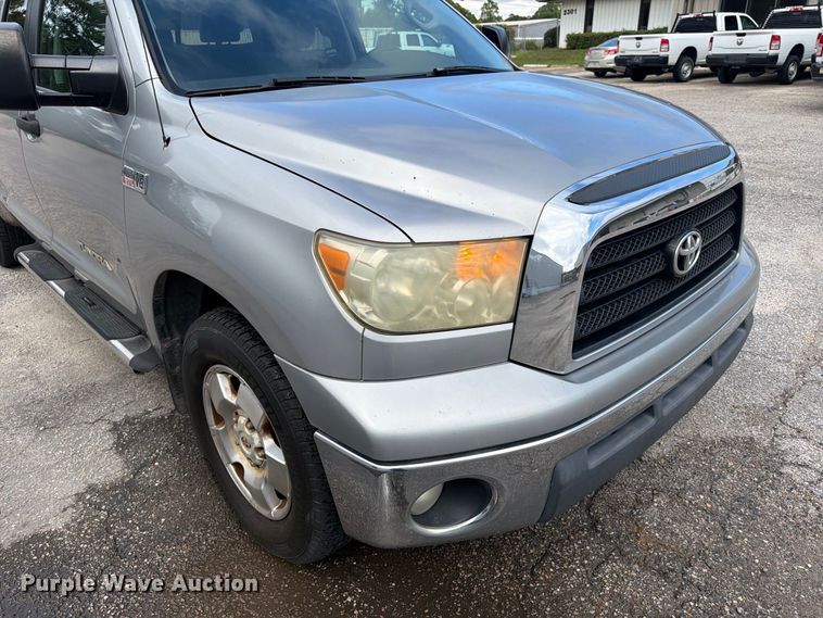 image for item FN2068 2008 Toyota Tundra pickup truck