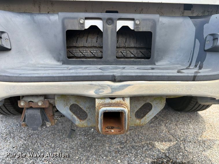 image for item FN2068 2008 Toyota Tundra pickup truck