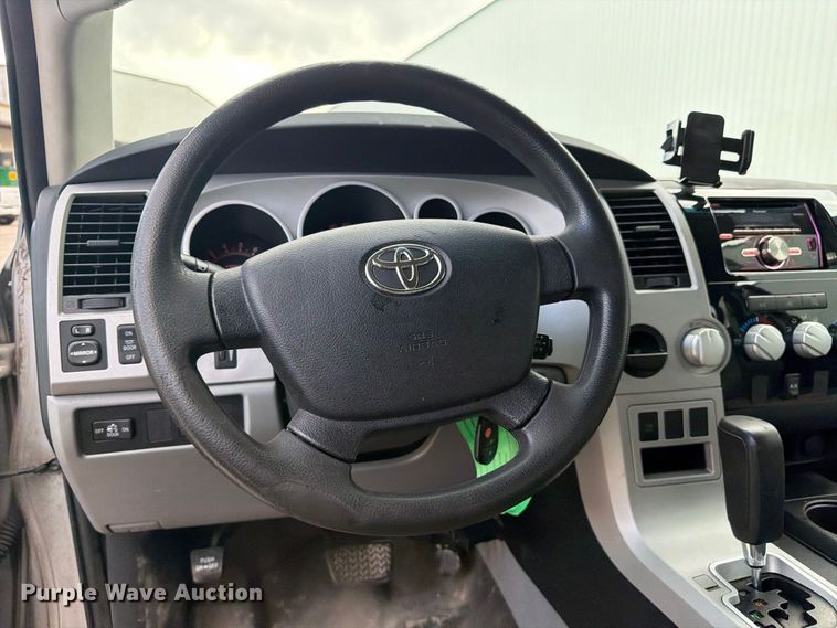 image for item FN2068 2008 Toyota Tundra pickup truck