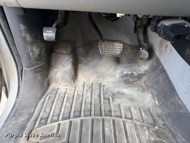 image for item FN2068 2008 Toyota Tundra pickup truck