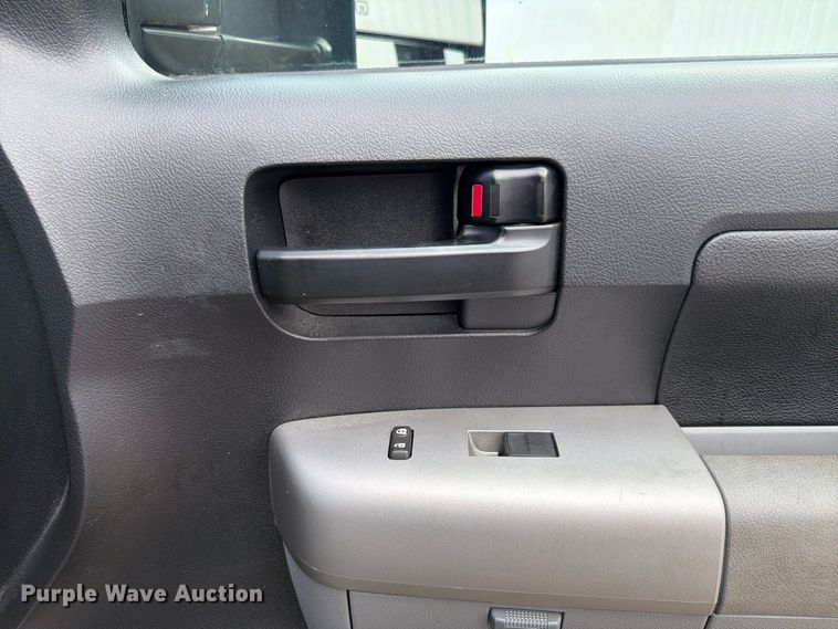 image for item FN2068 2008 Toyota Tundra pickup truck