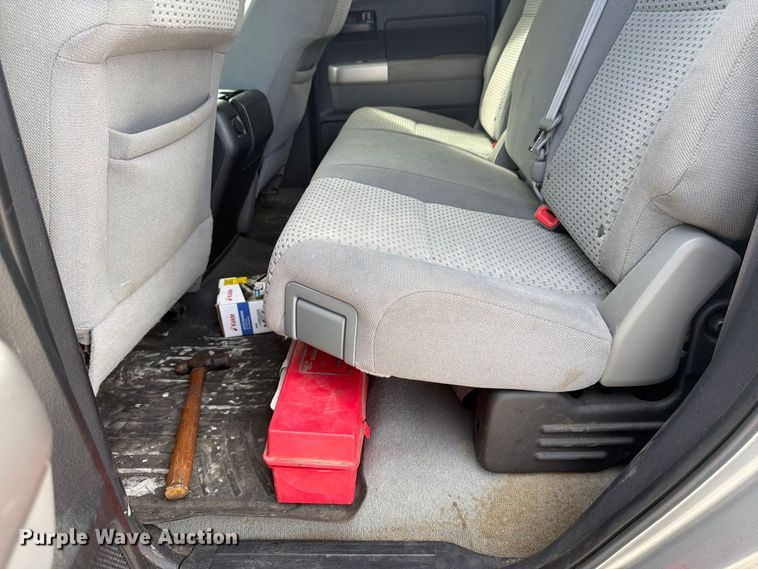 image for item FN2068 2008 Toyota Tundra pickup truck