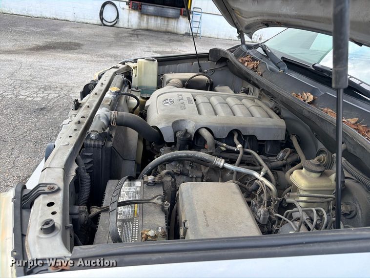 image for item FN2068 2008 Toyota Tundra pickup truck