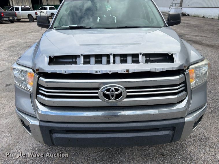 image for item FN2069 2016 Toyota Tundra pickup truck