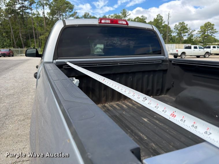 image for item FN2069 2016 Toyota Tundra pickup truck