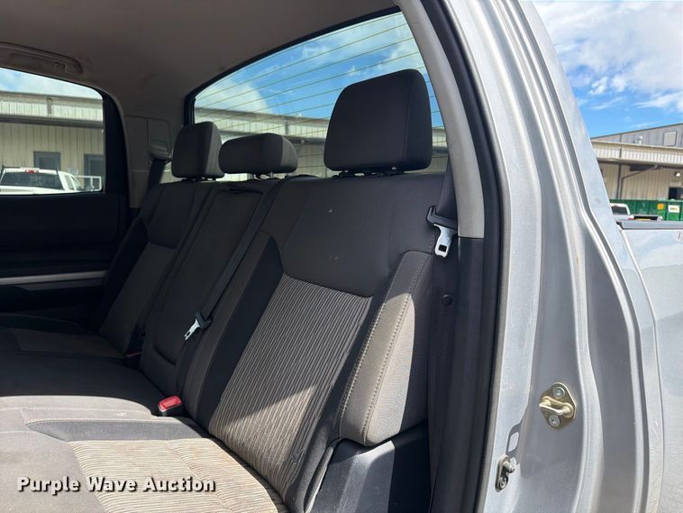 image for item FN2069 2016 Toyota Tundra pickup truck