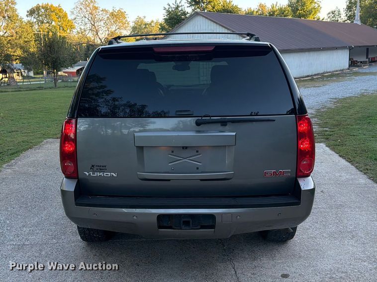 image for item FN2644 2007 GMC Yukon SUV