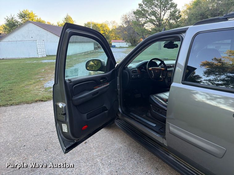 image for item FN2644 2007 GMC Yukon SUV
